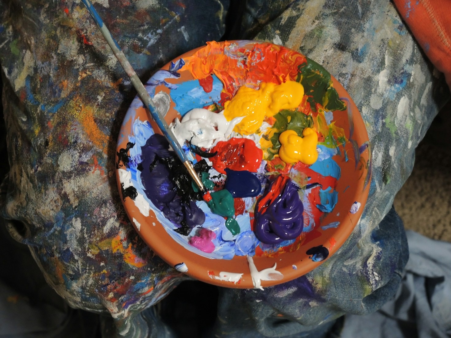 The Role of Color in Mia Grace’s Creations